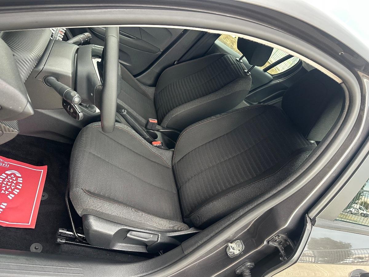 PEUGEOT - 208 - BlueHDi 75 S&S 5p. Active