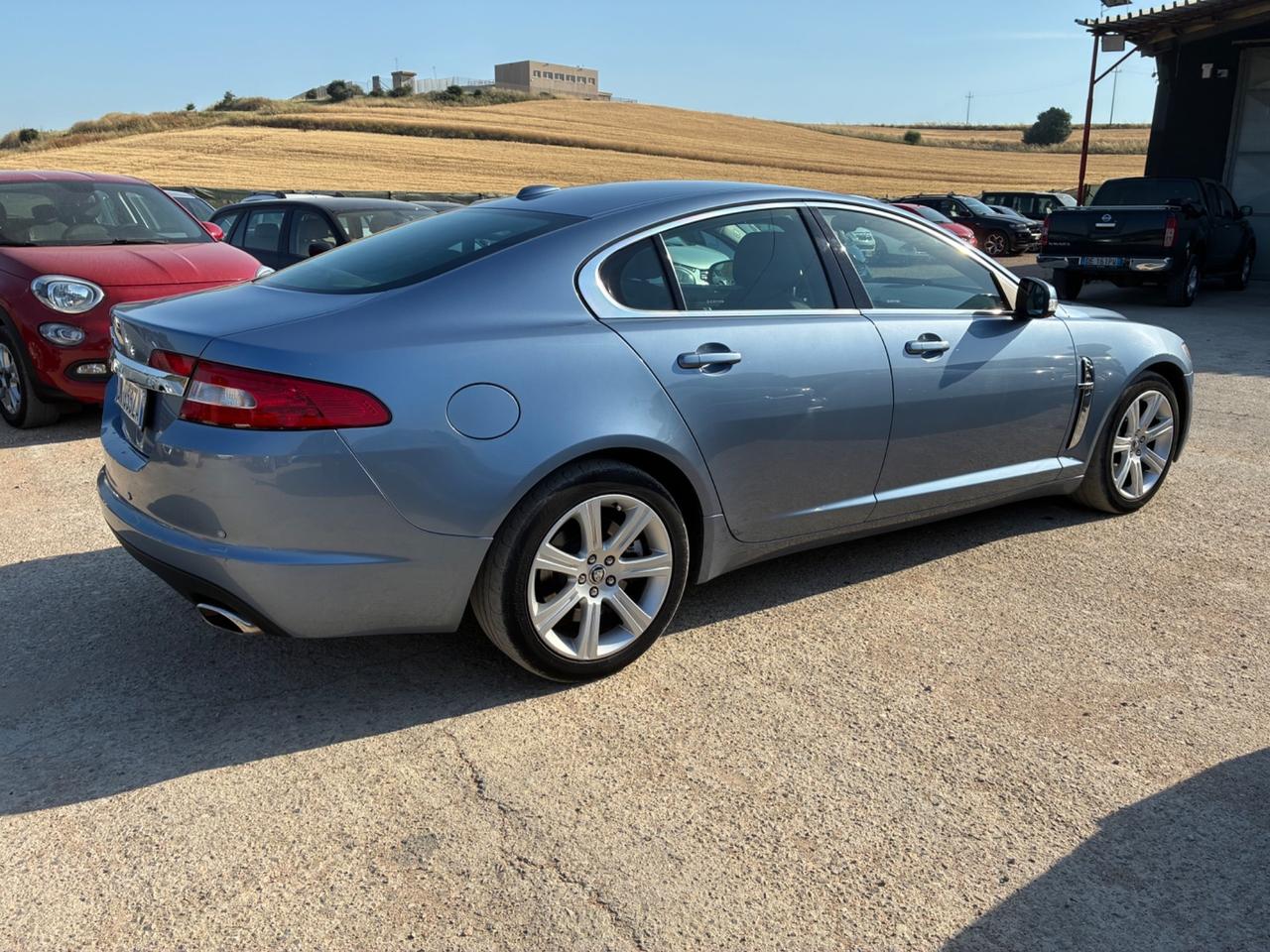 Jaguar XF 2.7D V6 Premium Luxury
