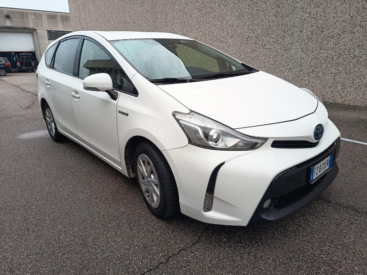 Toyota Prius Prius+ 1.8 Lounge
