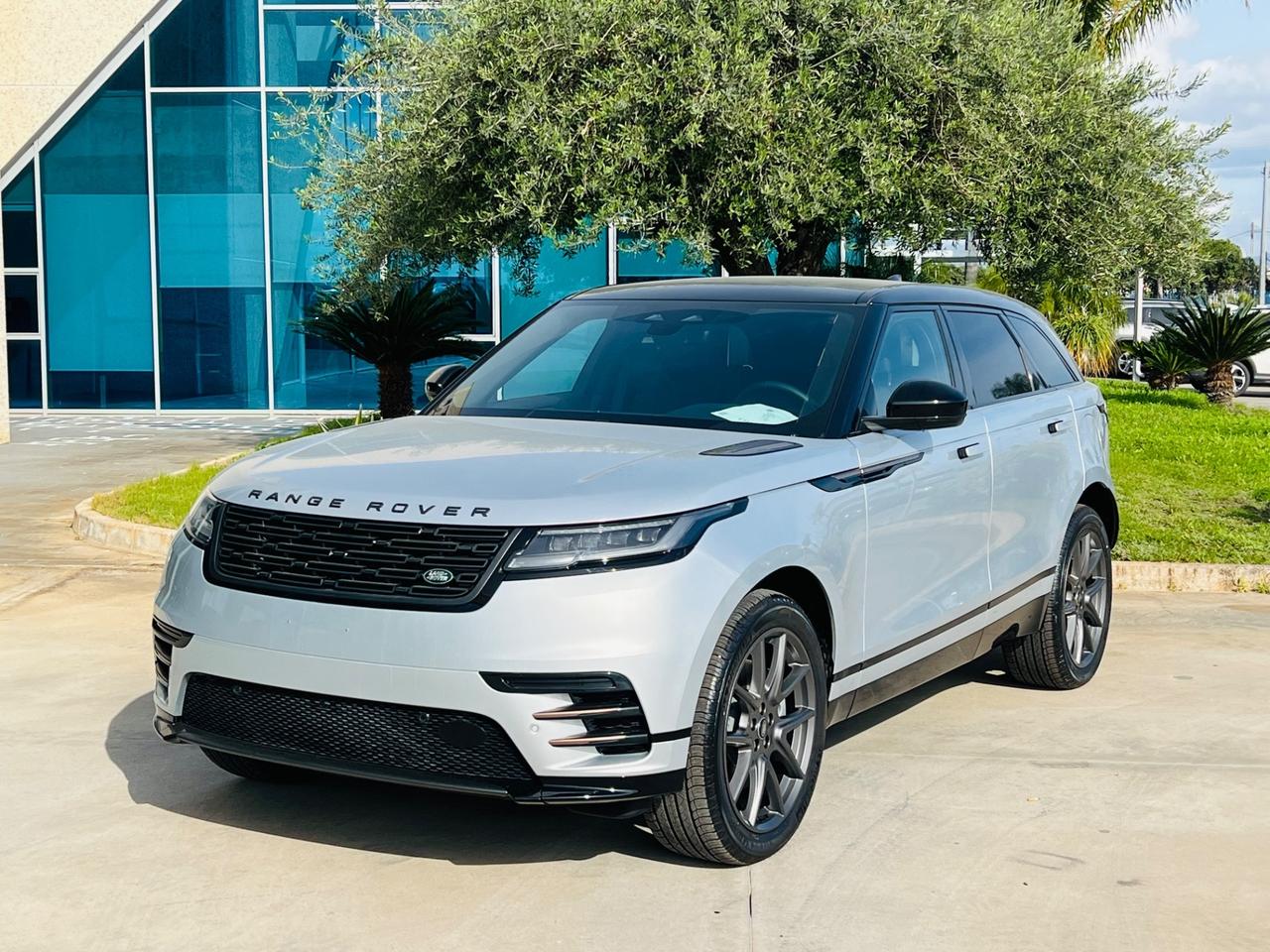 Range Rover Velar phev Dynamic SE offerta T-Stock prezzo imperdibile