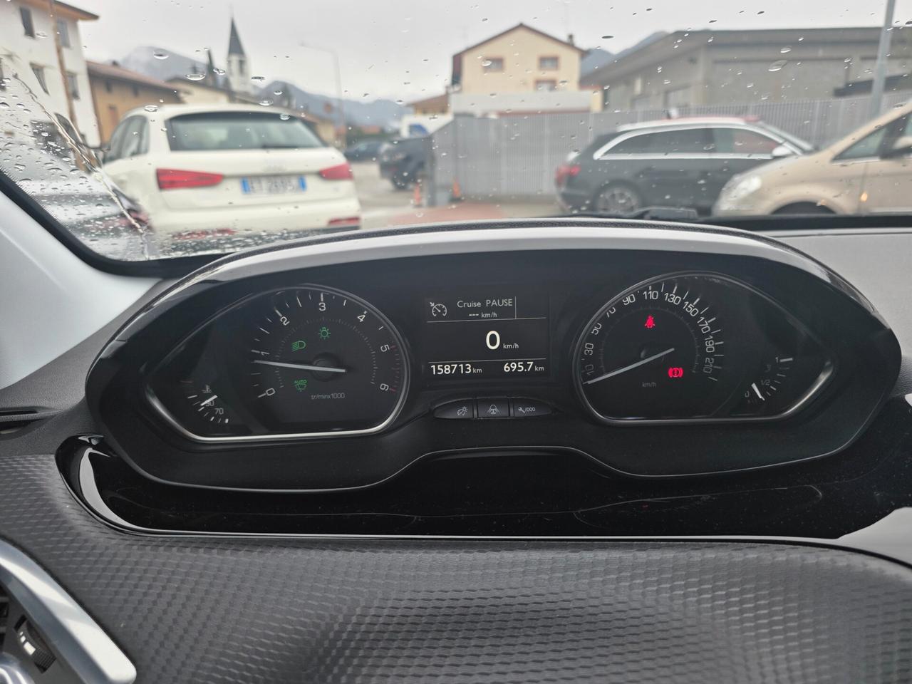 Peugeot 2008 1.6D 120cv uniproprietario perfetta e garantita