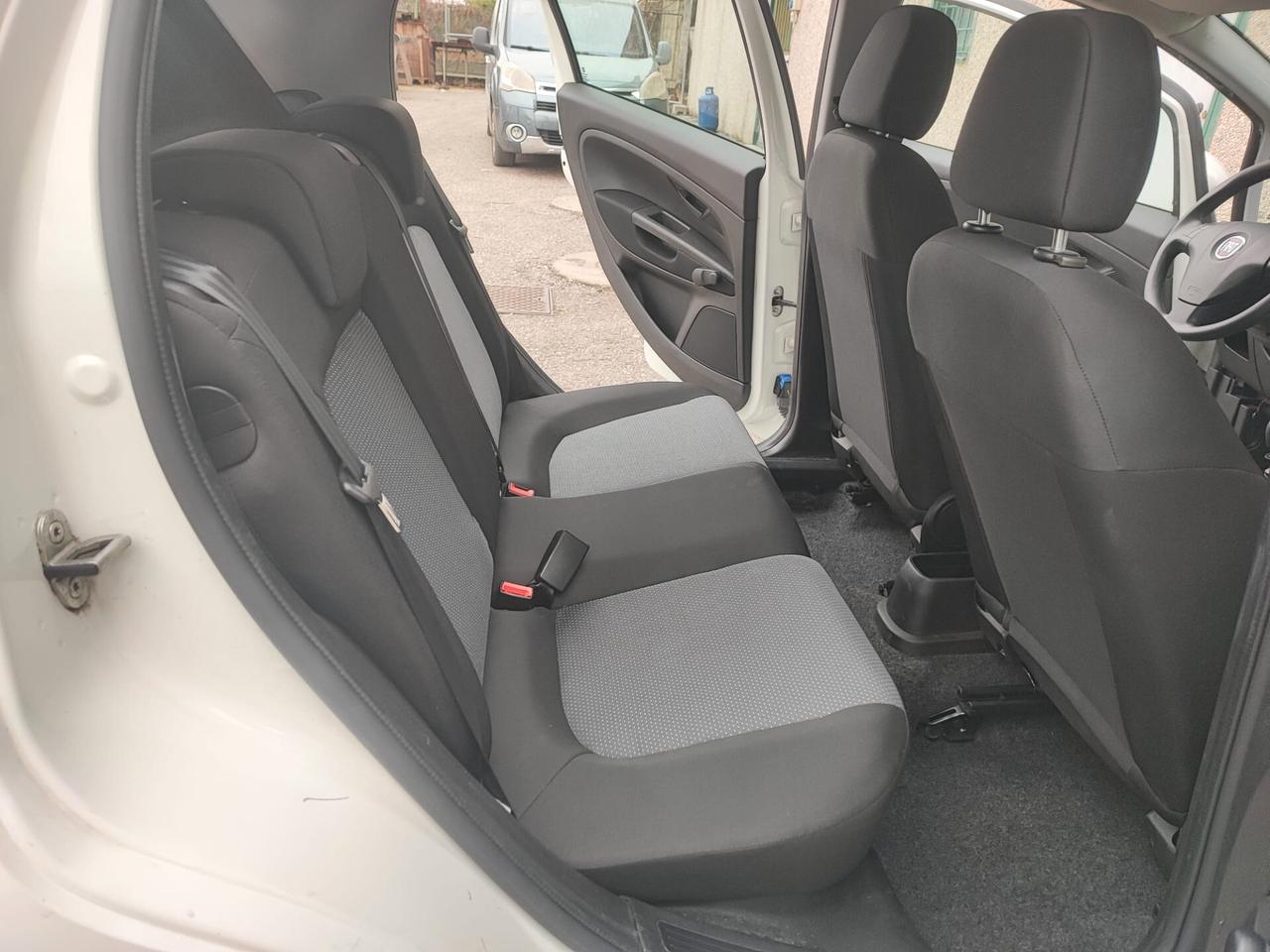 Fiat Grande Punto 1.4 5 porte BENZINA METANO 2013