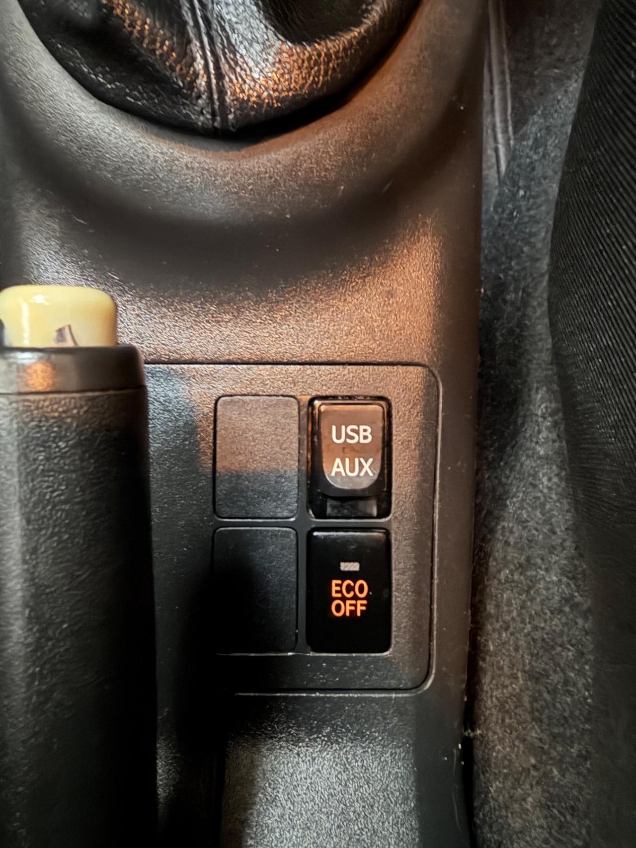 Toyota Yaris 1.3 Neopatentati Euro 5