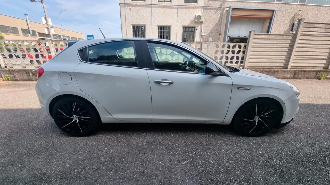 Alfa Romeo Giulietta 2.0 JTDm-2 170 CV