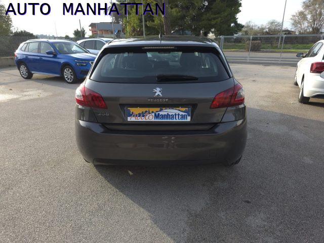 PEUGEOT 308 BlueHDi 130 S&S EAT8 Business