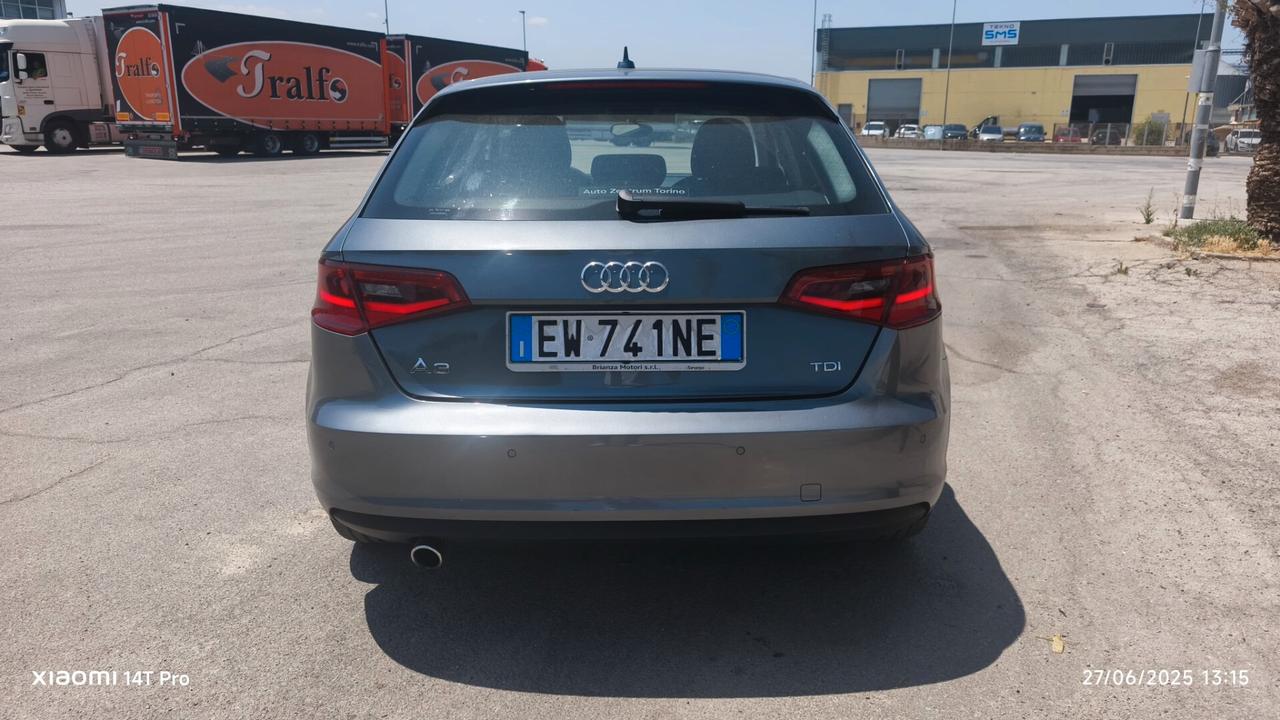 Audi A3 SPB 1.6 TDI 105CV S-TRONIC ATTRACTION 2014