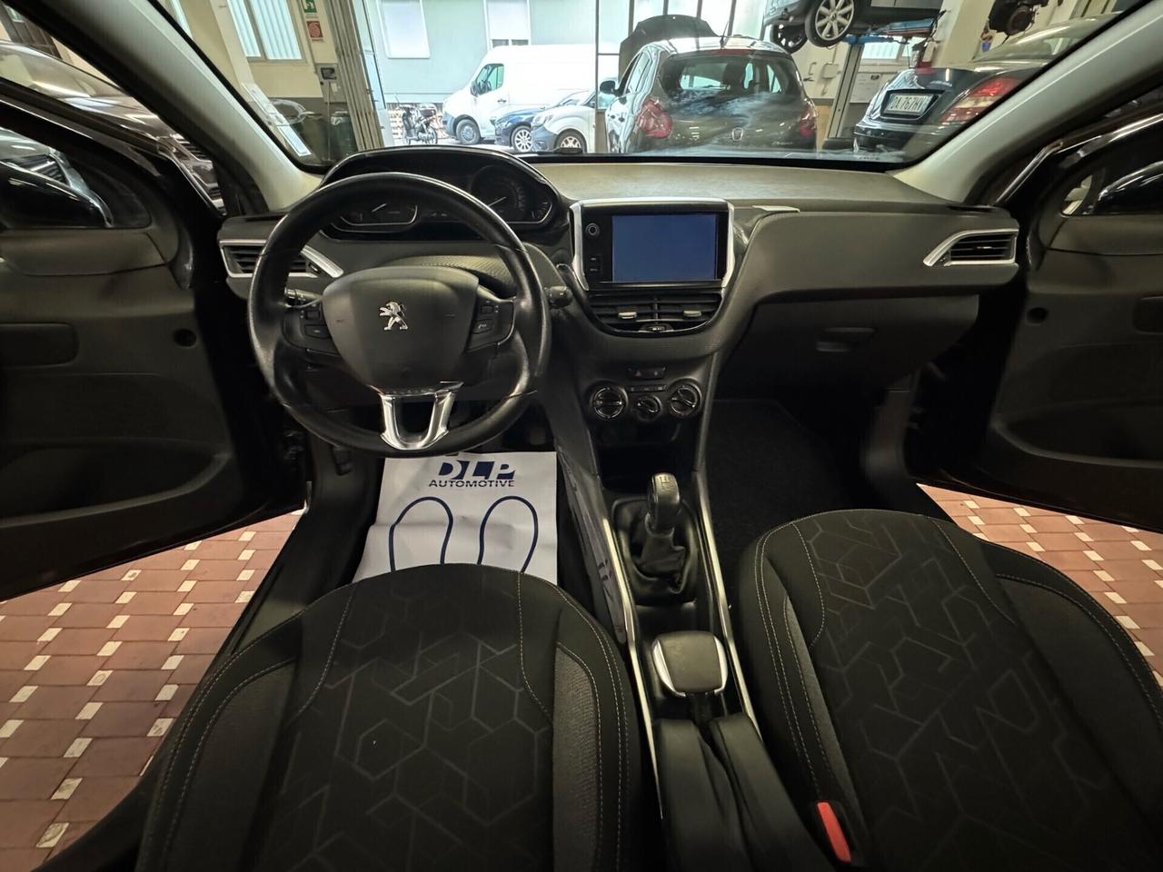 Peugeot 2008 PureTech 82 Active - IDEALE PER NEOPATENTATI