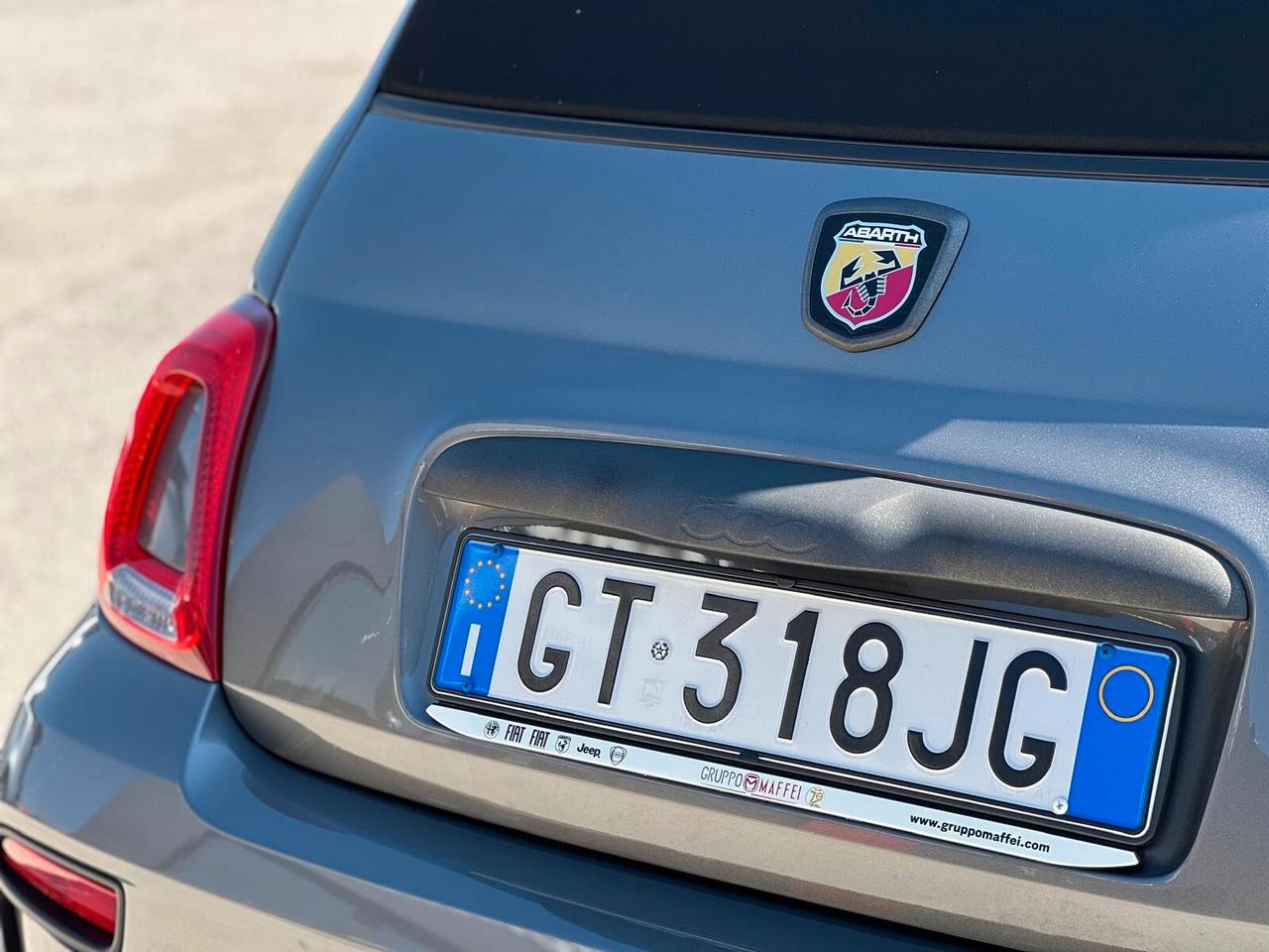 Abarth 595 C 1.4 Turbo T-Jet 165 CV