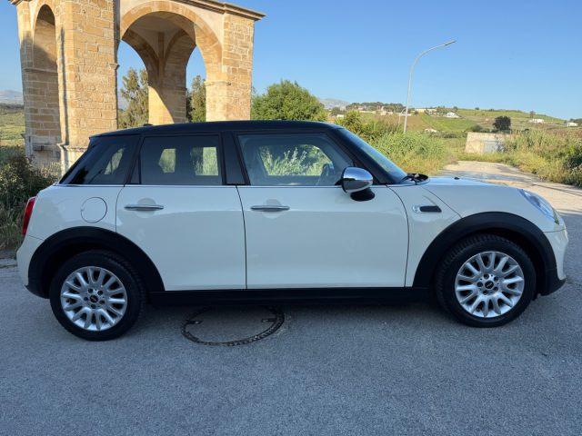 MINI Cooper D 1.5 Cooper D 5 porte