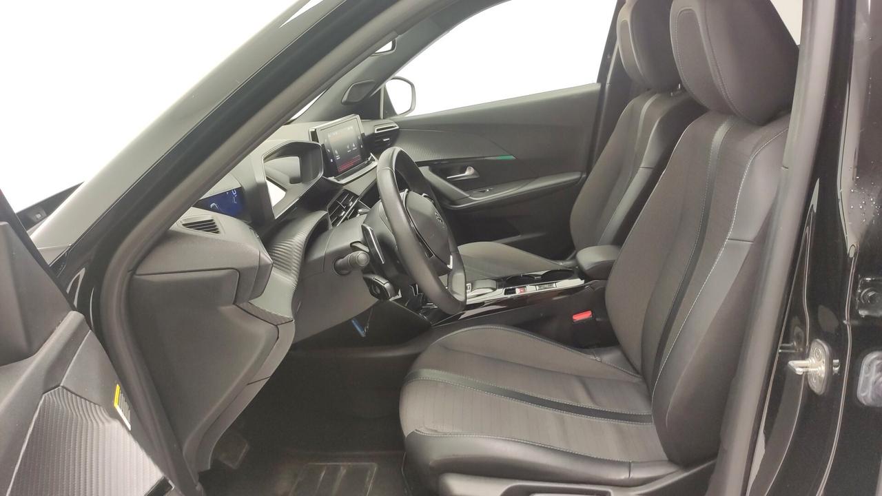 Peugeot 2008 BlueHDi 130 S&S EAT8 Active Pack