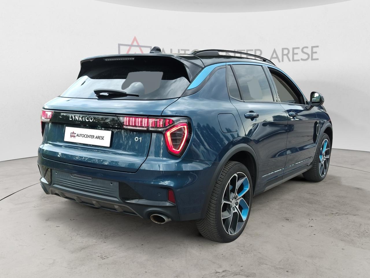 Lynk & Co 01 1.5 td phev auto