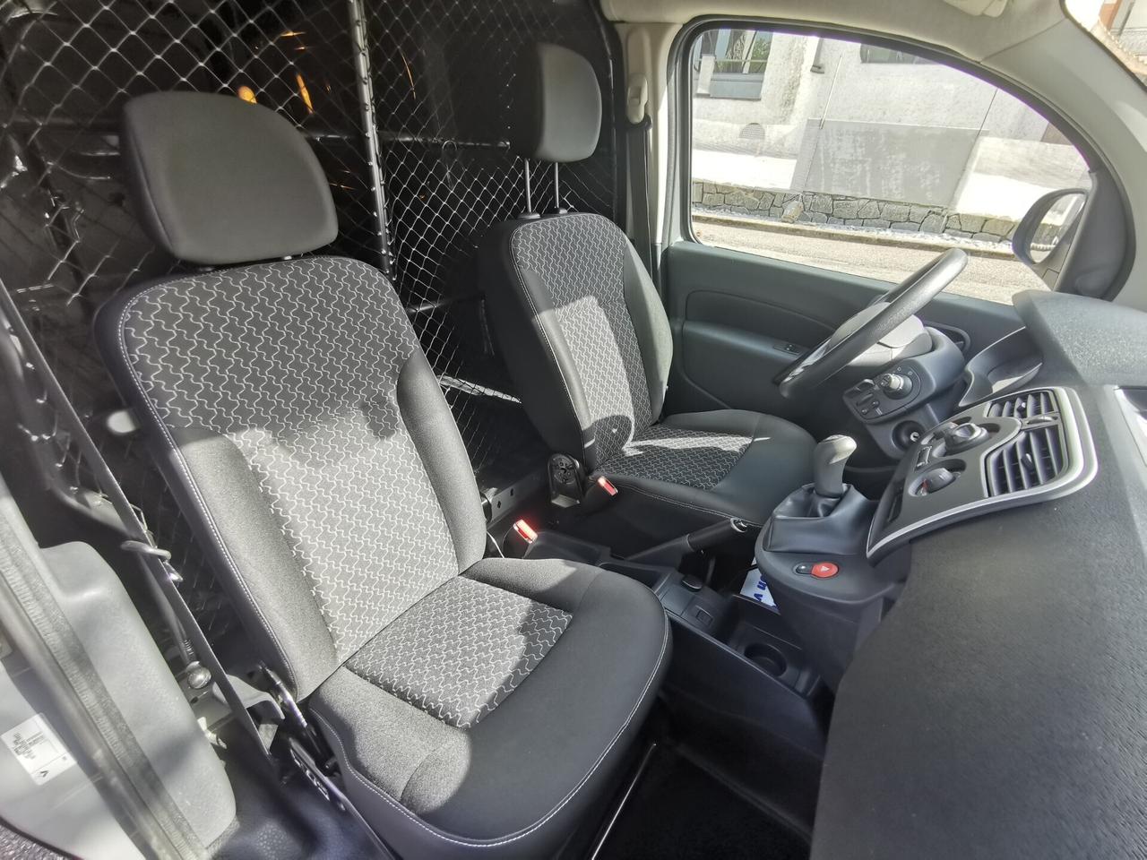 RENAULT KANGOO 1.5 DCI RAPID MAXI EXTRA