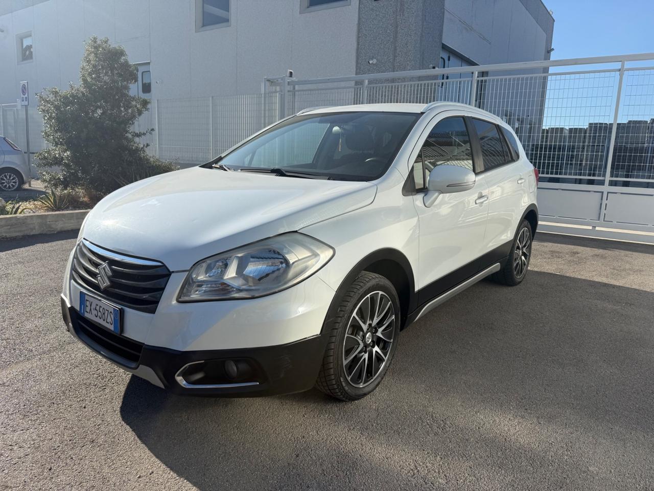 Suzuki S-Cross 1.6 DDiS 4WD All Grip Top