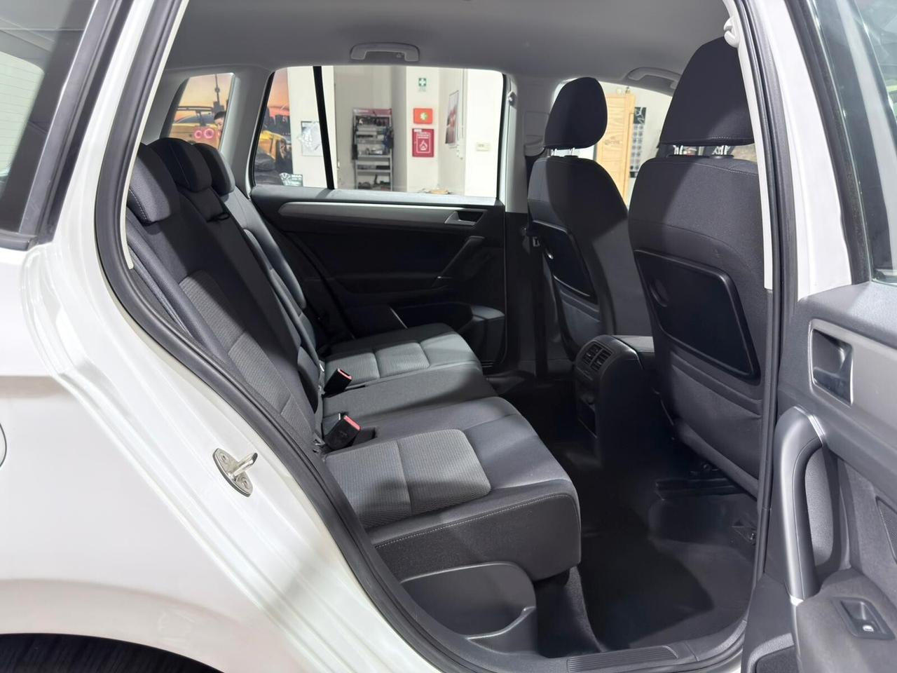 VW GOLF SPORTSVAN 1.6TDI 110cv DSG 115.000km 2015