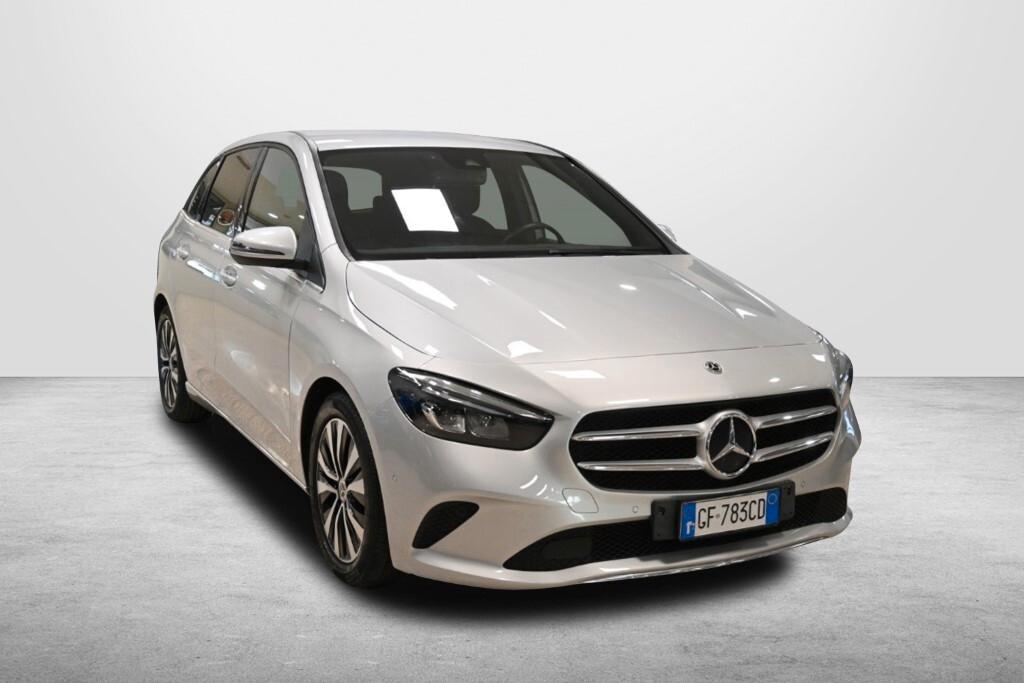 Mercedes-benz B 180 180D 115CV AUTOM. BUSINESS EXTRA ( MIRROR - PDC NAVI CRUISE FARI LED TERLECAMERA POST. )