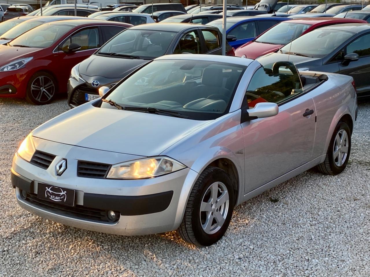 Renault Megane Mégane C-C 1.6 16V Dynamique