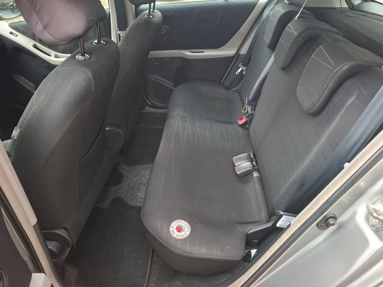 Toyota Yaris 1.3 5p. Sol *NEOPATENTATI*