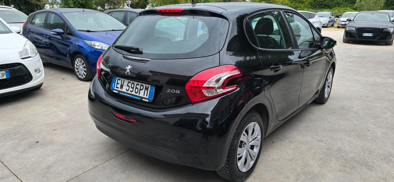 Peugeot 208 1.4 HDi 68 CV 5 porte Access