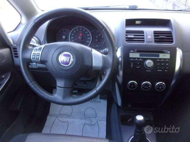 FIAT Sedici 1.6 16v Emotion 4x4 107cv-99.000 km