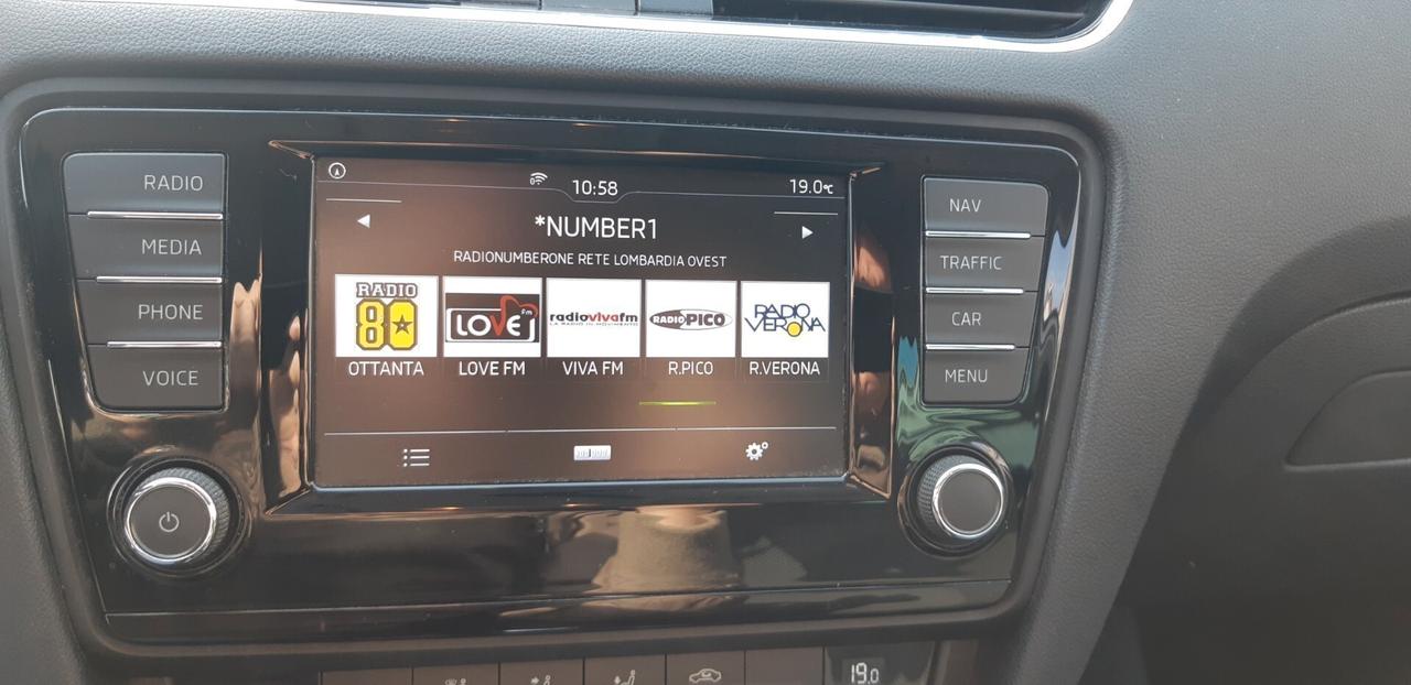 Skoda Octavia 1.6 TDI CR 110 CV DSG Wagon Executive