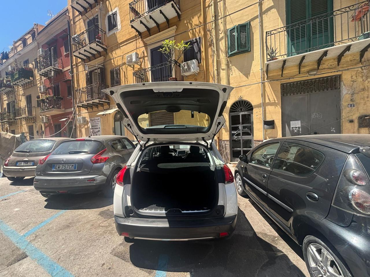 Peugeot 2008 1.6 e-HDi Urban Cross FINANZIABILE