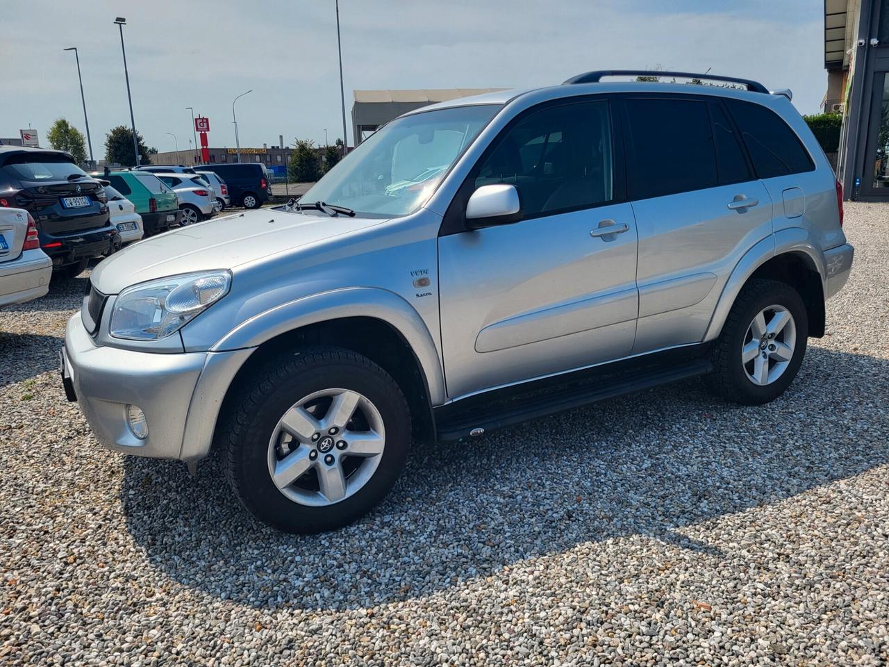 Toyota RAV 4 RAV4 2.0 16V cat 5 porte Sol