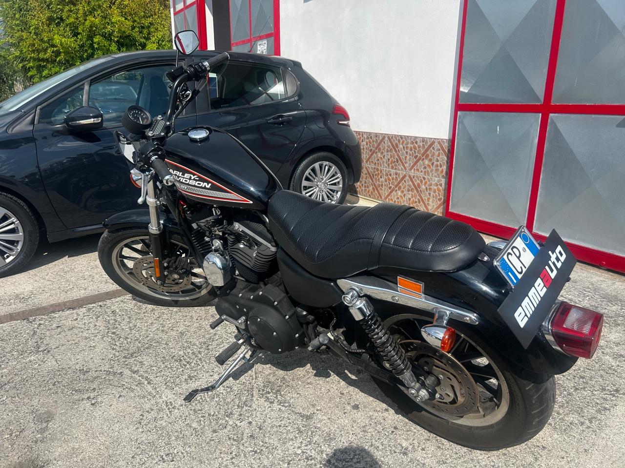 Harley-davidson 883 Sportster R