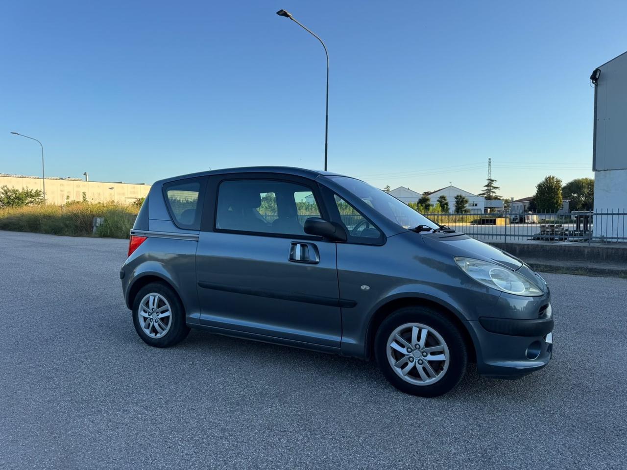 Peugeot 1007 1.4 Sporty 2Tronic