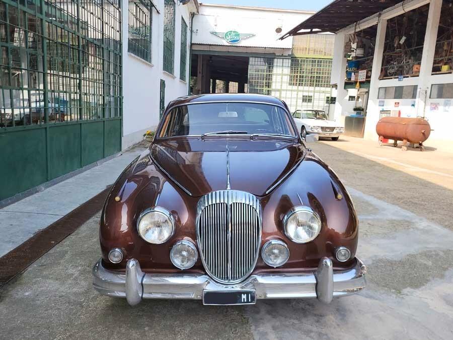 Jaguar MK II Daimler 2.5 V8 Saloon - 1964 - SUMMER PRICE