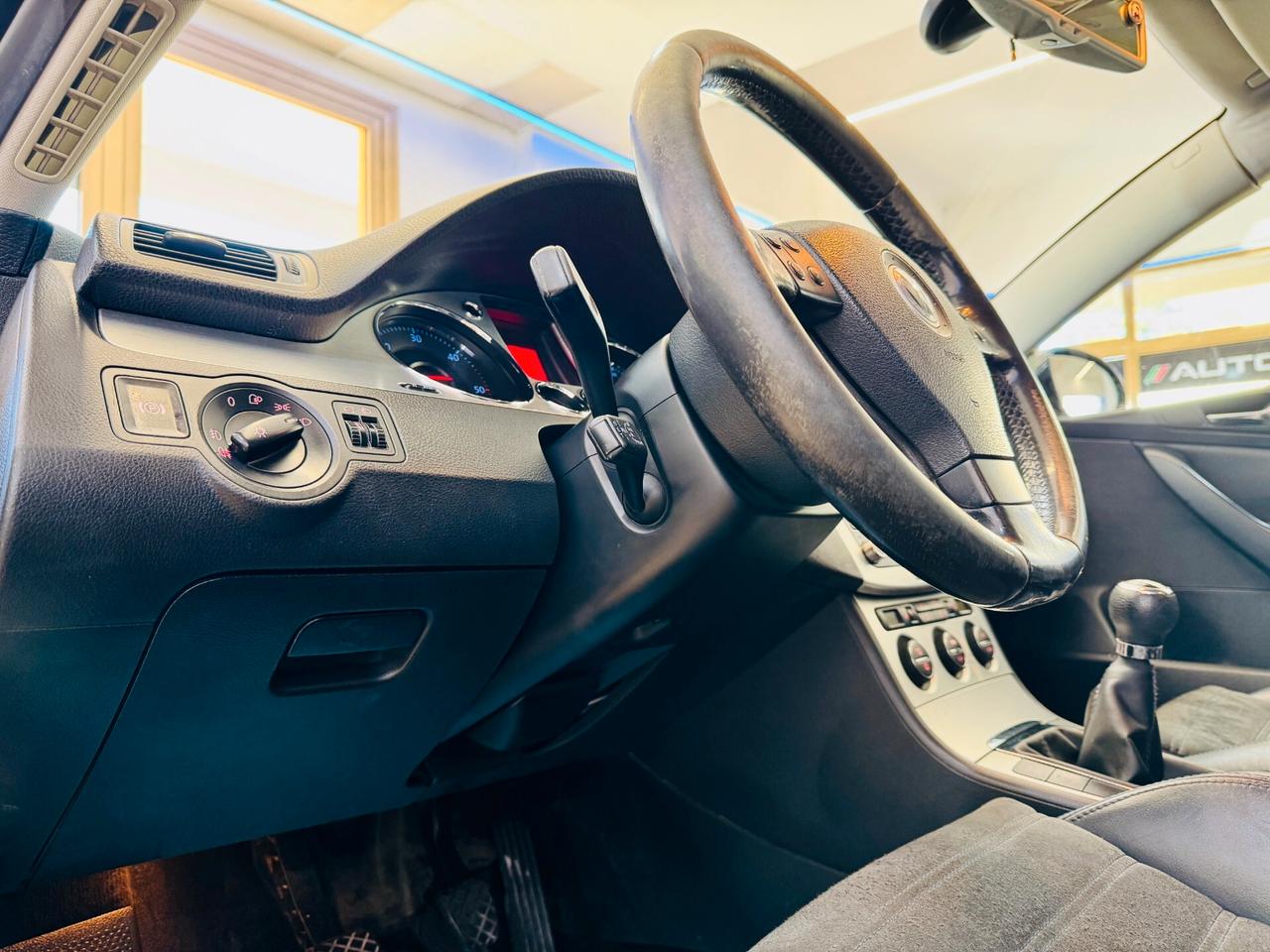 Volkswagen Passat 2.0 16V TDI Var. Comfortline