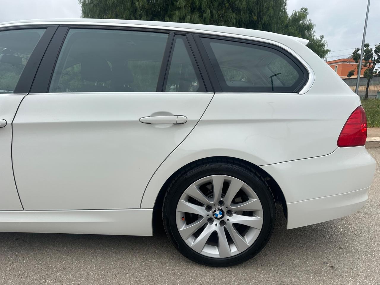 Bmw 318d 143 CV 2011 - SOLO 178 MILA KM