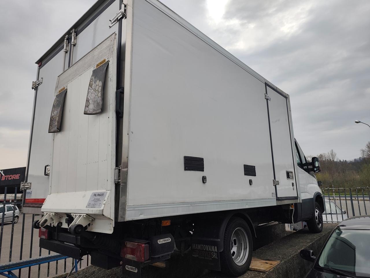 Iveco Daily 35C14 BTor 2.3 HPT PM-RG Cabinato
