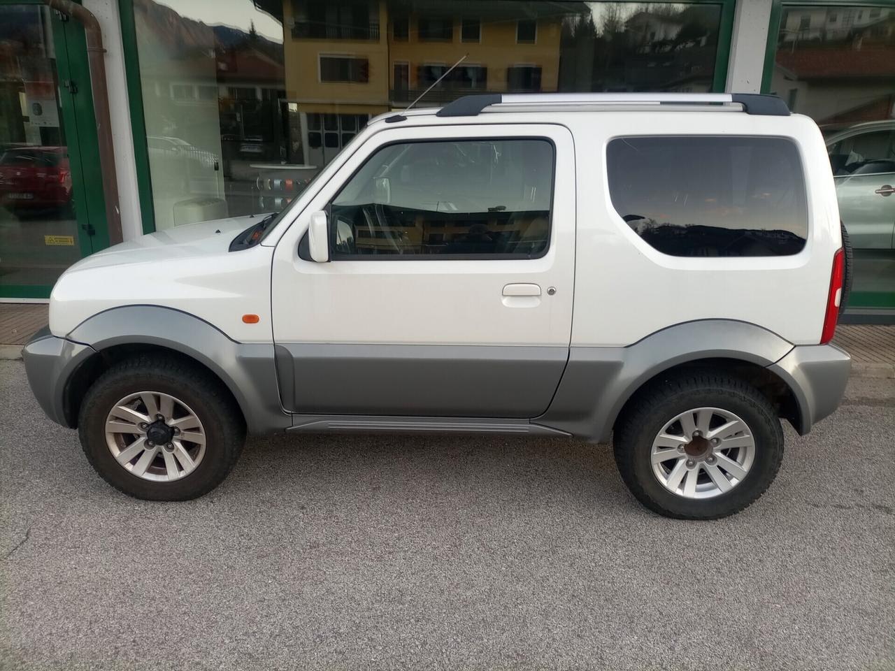 Suzuki Jimny 1.3 4WD Evolution Plus