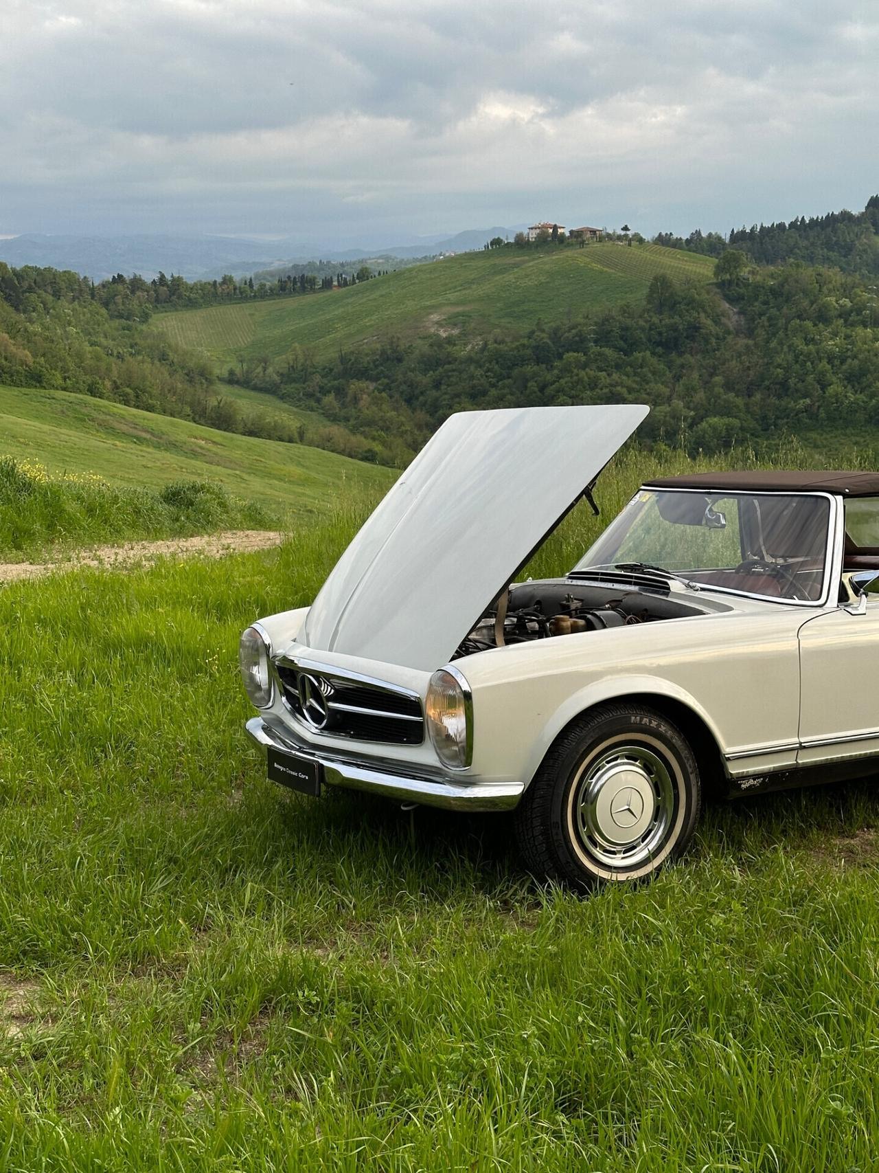 Mercedes-benz SL 230 “Pagoda”