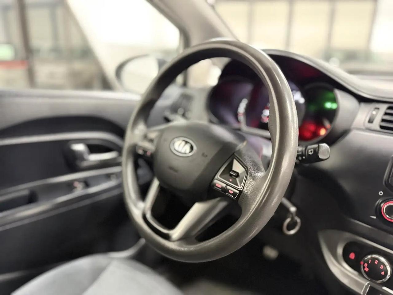 Kia Rio 1.2 CVVT 5p. EX