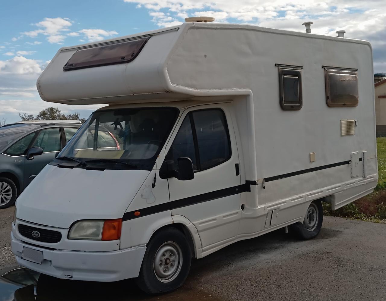 Camper Ford Transit