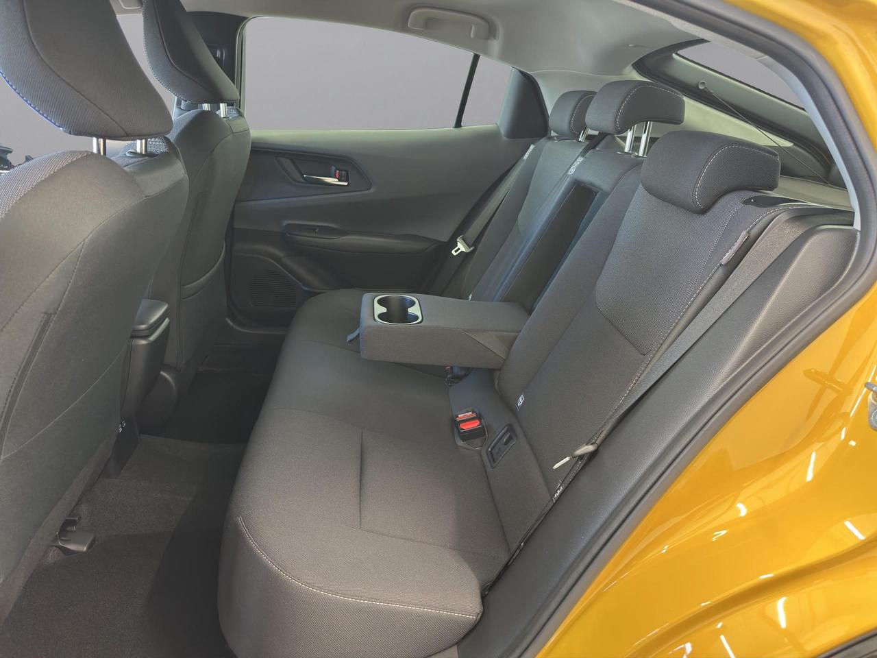 Toyota Prius 2.0 phev Lounge