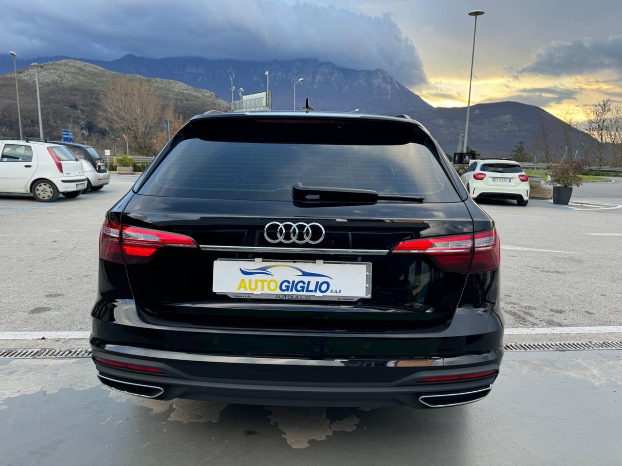 Audi A4 Avant 30 TDI/136 CV S tronic IBR/DIESEL
