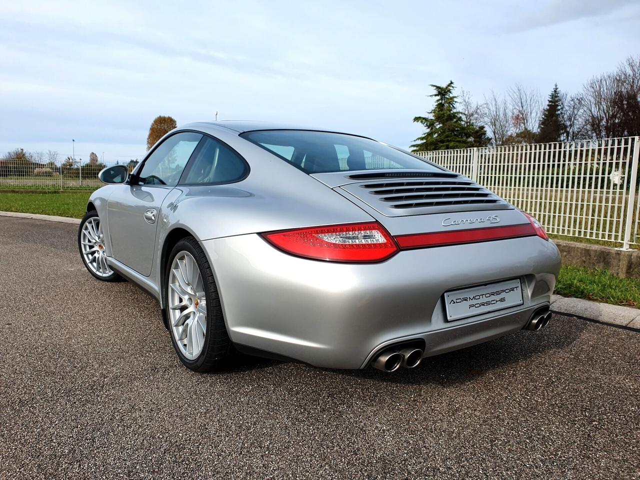 Porsche 911 997.2 Carrera 4S Coupé