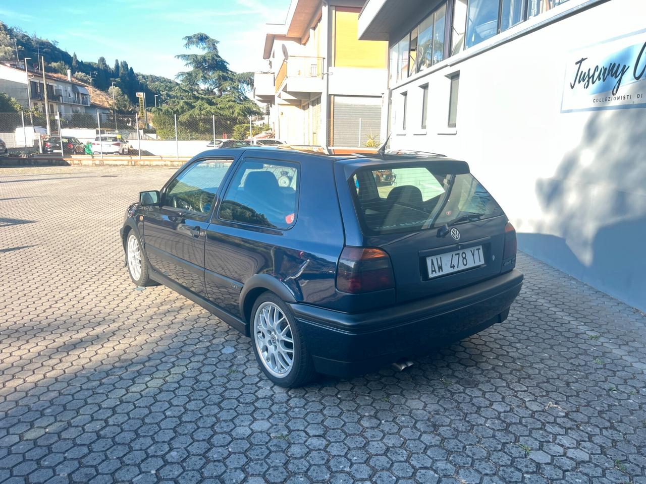 Volkswagen Golf GTI 2.0 16V cat 3 porte
