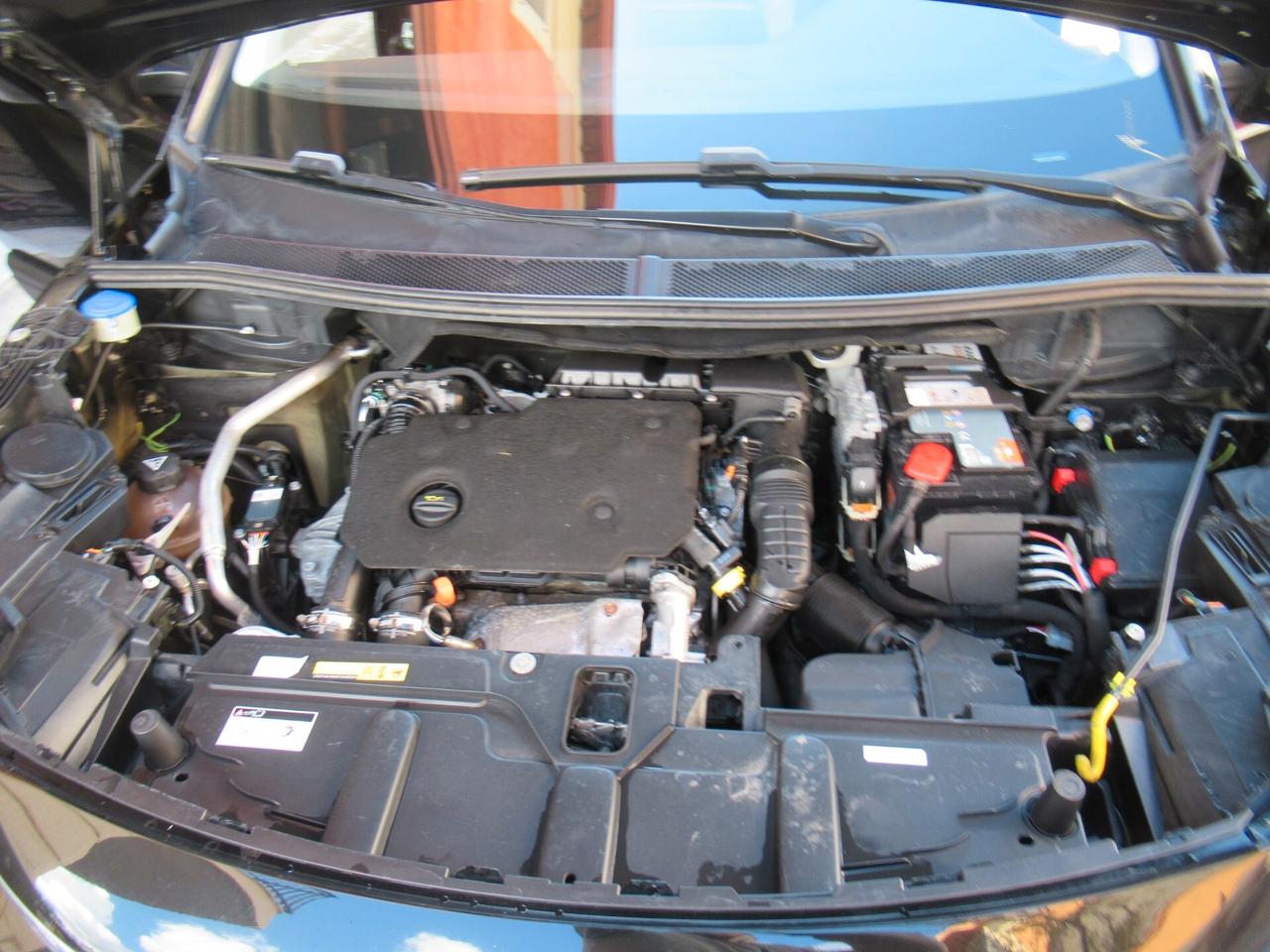 Peugeot 3008 BlueHDi 130 S&S Business