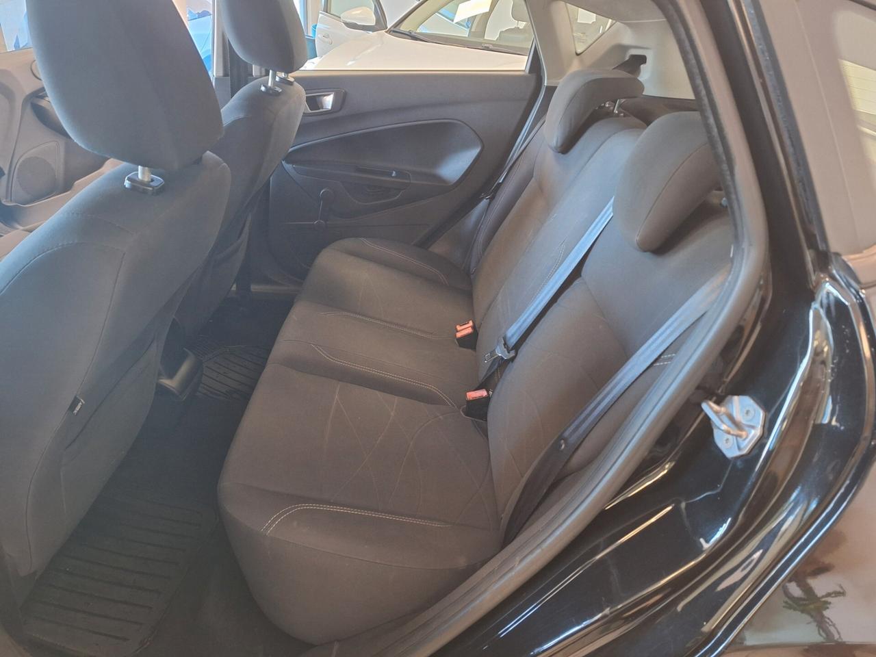 Ford Fiesta 1.5 TDCi 75CV 5 porte Business