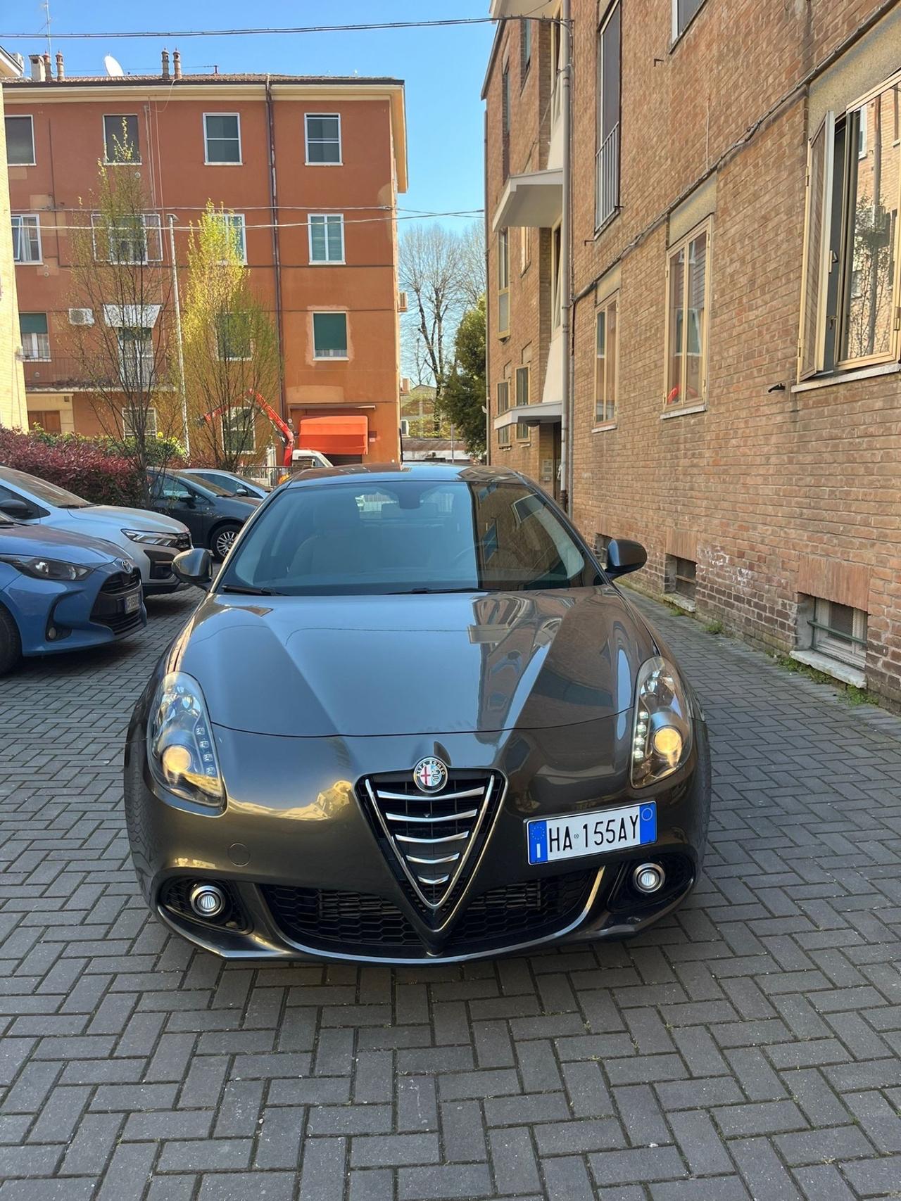 Alfa Romeo Giulietta 1.6 JTDm-2 105 CV Exclusive