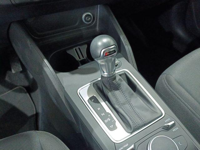 AUDI Q2 30 TDI S tronic Business