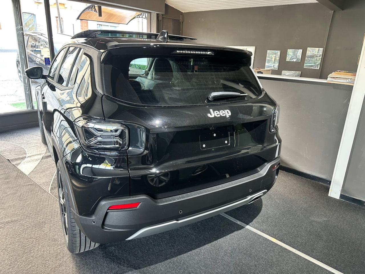 Jeep Avenger 1.2 Turbo 110 CV MHEV Summit