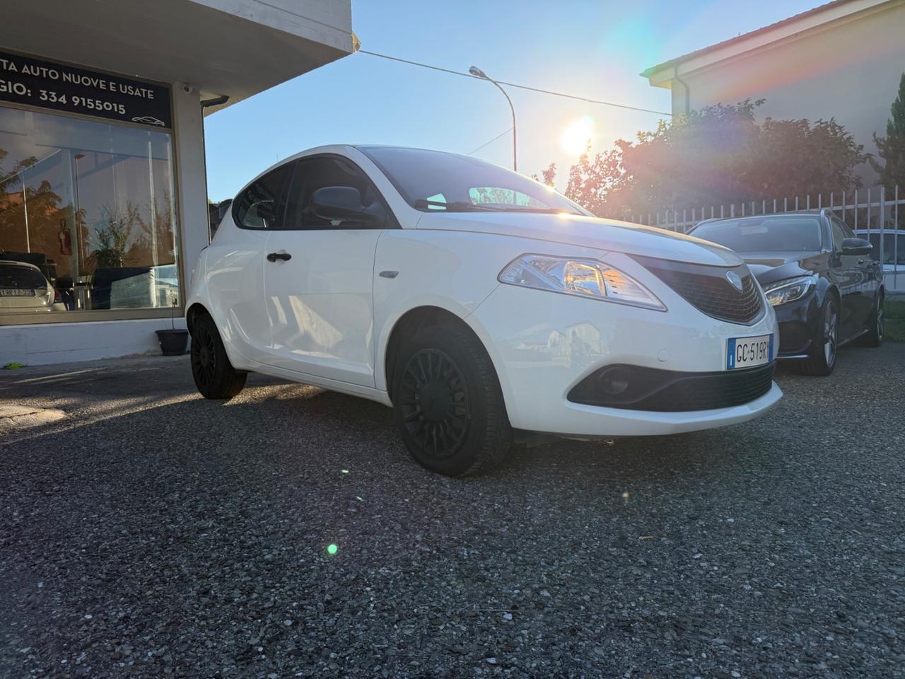 Lancia Ypsilon 1.0 FireFly 5 porte S&S Hybrid Maryne