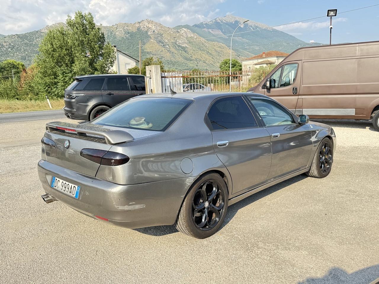 ALFA 166 2 serie 2.4 JTD m-JET 20V distinct