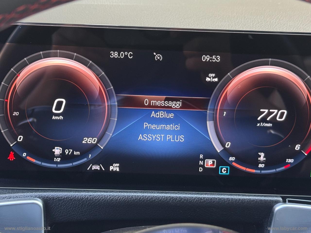 MERCEDES-BENZ GLB 180 d Automatic Premium