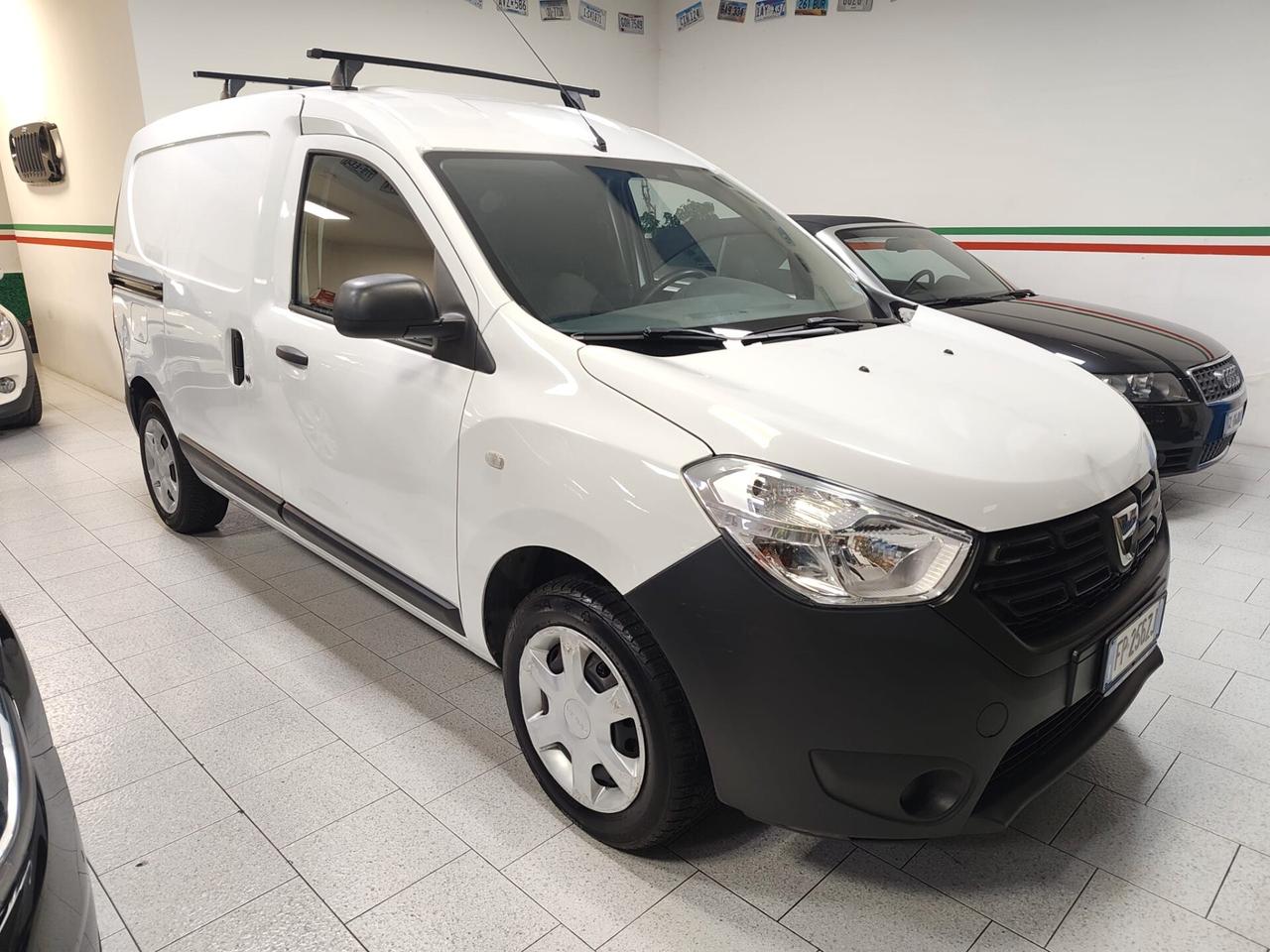 Dacia Dokker GPL IVA ESPOSTA GANCIO TRAINO