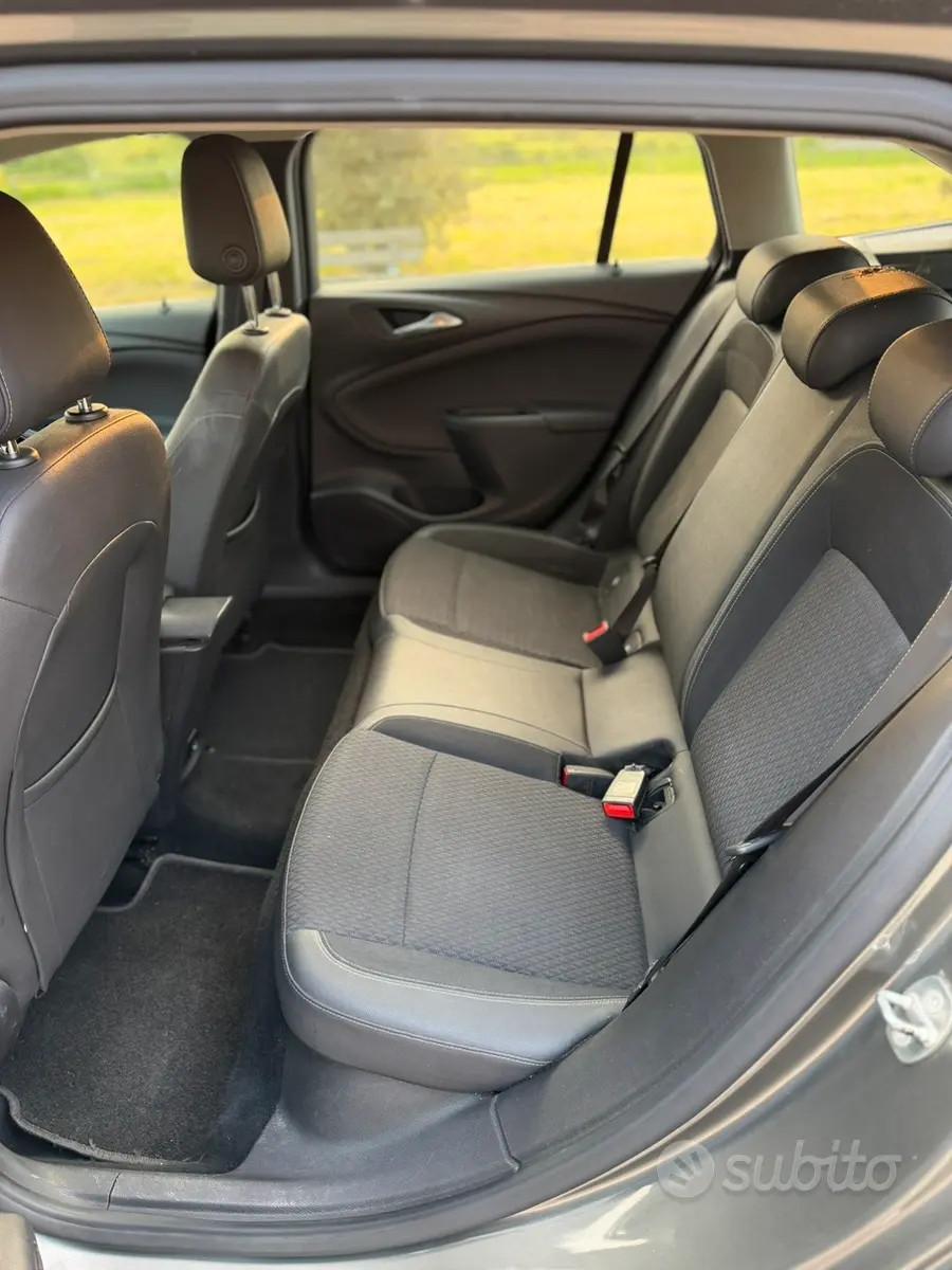 Opel Astra 1.6 Diesel 110cv 2018